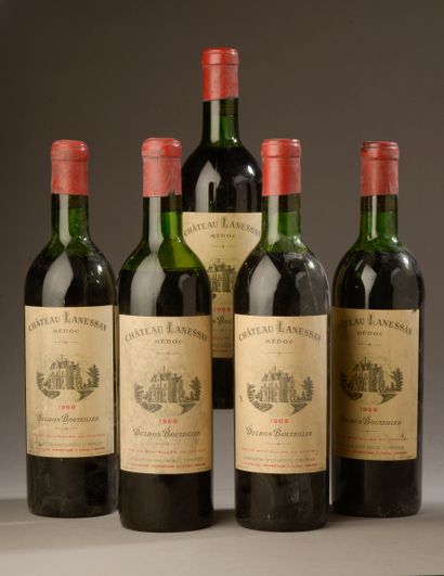 null 5 bouteilles Château LANESSAN, Haut-Médoc 1969 (elt, 1 TLB, 3 MB, 1 B)