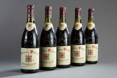 null 5 bouteilles CHÂTEAUNEUF-DU-PAPE Clos des Papes 1985 (elt, 3 TLB, 1 LB)
