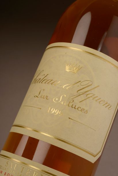 null 1 bouteille Château D'YQUEM, 1° cru supérieur Sauternes 1999