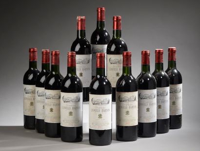 null 12 bottles Château LEOVILLE BARTON, 2° cru Saint-Julien 1977 (es, elt, 9 J,...