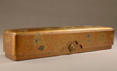 null JAPAN - MEIJI period (1868-1912). 

 Fumibako box in lacquer with gold and silver...