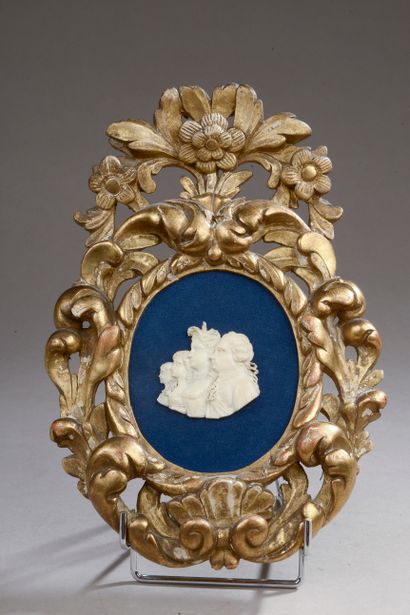 null A carved ivory plaque representing Louis XVI, Marie-Antoinette, the Dauphin...