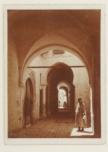 null Eugène CHATELAIN (19th-20th century). 

 View of a casbah in Tunis.

Silver...