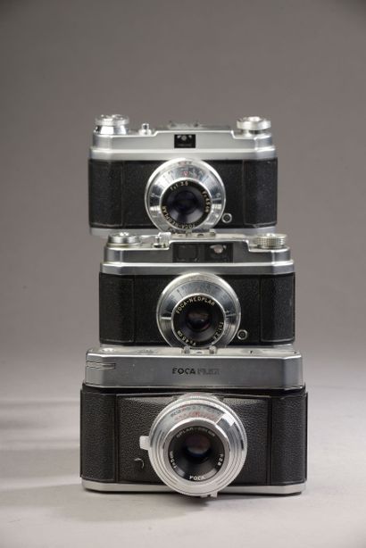 null Ensemble de trois appareils photographiques Foca : FocaFlex avec objectif Oplar-Color...