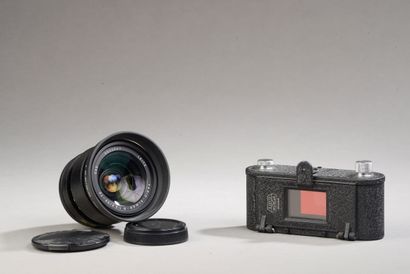 null Objectif Leitz Leica Vario-Elmar-R 3.5/35-70 mm E60 (impuretés, champ.). Est...