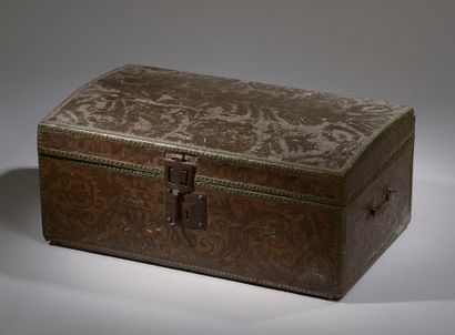 null Wooden chest covered with leather decorated with confronted birds and foliage,...