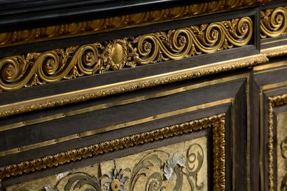 null Piece of furniture with height of support in marquetry known as "Boulle" out...