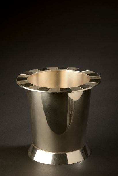 CHRISTOFLE.

Champagne bucket in silver plated...