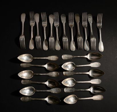 null Set of twelve silver cutlery uniplat model.

Hallmark : Minerve - Master-goldsmith...