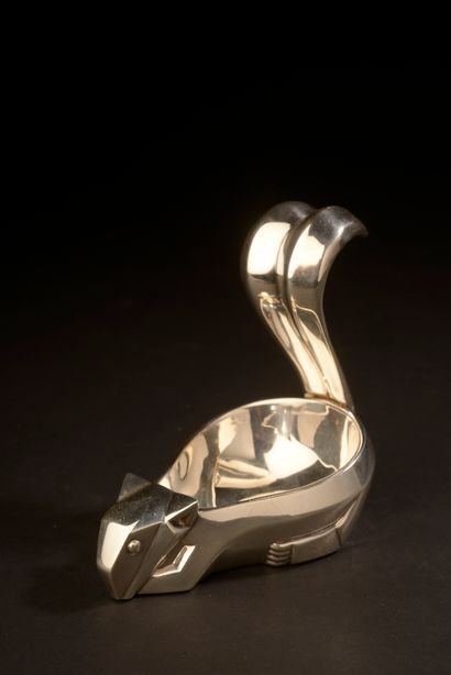 null GALLIA for CHRISTOFLE.

Antoinette de Ribes' squirrel holder in silver plated...