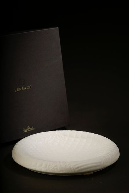 null ROSENTHAL for VERSACE.

Circular biscuit cup from the "Vanitas Anniversary"...
