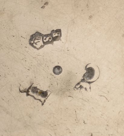 null Tastevin en argent uni gravé F. Gilbert, l'anse à serpent enroulé.

Tours, 1774-1780...