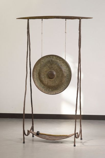 null 
Attributed to Jean-Jacques ARGUEYROLLES (born 1954).




Wrought iron gong...