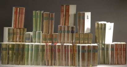 null Library of LA PLÉIADE. Set of about 125 volumes including FLAUBERT, VOLTAIRE,...