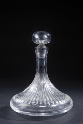 null BACCARAT.

Service à whisky en cristal comprenant six verres et un seau à...