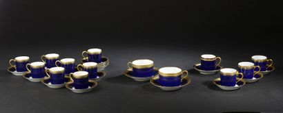 null 
LIMOGES.




Part of porcelain service with decoration of nets enamelled blue...