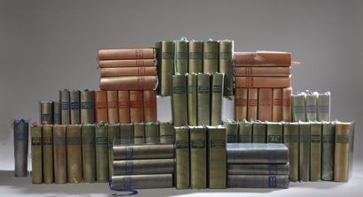 null Important set of books including about 140 volumes LA PLEIADE bound and stapled...