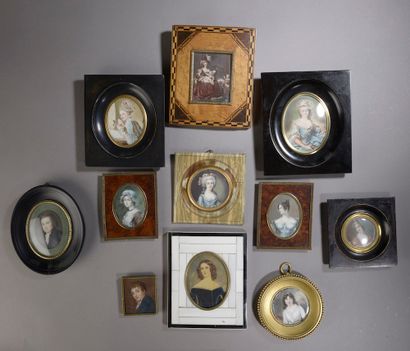 null Ensemble de quatorze miniatures des XIXe et XXe siècles : 

- portrait d'un...