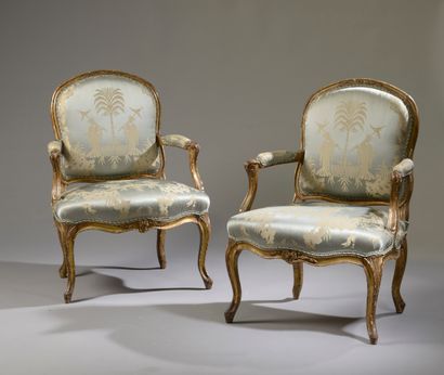 Pair of armchairs in molded wood, carved,...