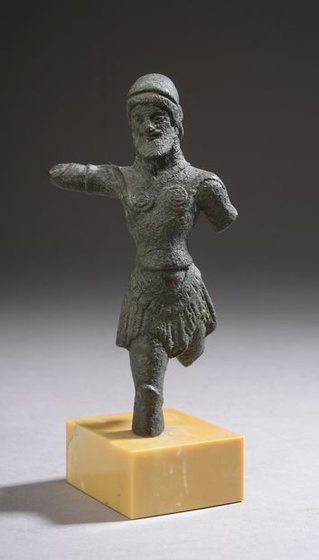 
Statuette en bronze représentant un guerrier...