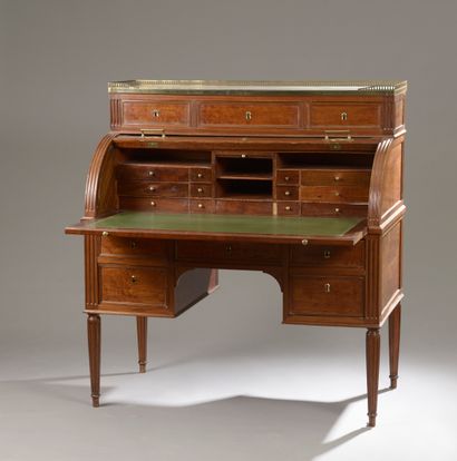 
Mahogany and mahogany veneer cylinder desk,...