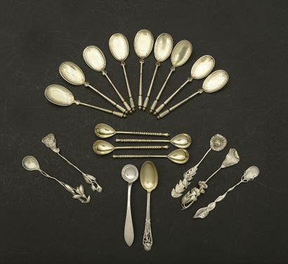 null 
Silver set including : 




- five cutlery 950 thousandths




- nine golden...