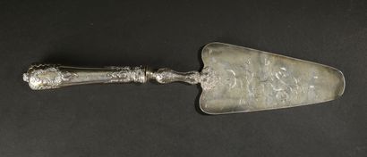 null Set of twelve fruit knives and a serving shovel, the handle in filled silver...