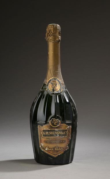 null 1 bouteille CHAMPAGNE "René Lalou", Mumm 1979 (et, ea, coiffe abîmée)