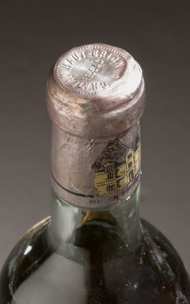 null 1 bouteille Château HAUT-BRION, 1° cru Pessac-Léognan 1957 (et, ea, couleur...
