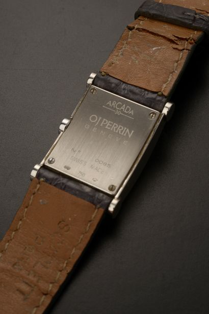null OJ. PERRIN "Arcada 30".

Wristwatch, the rectangular case in 18k white gold,...