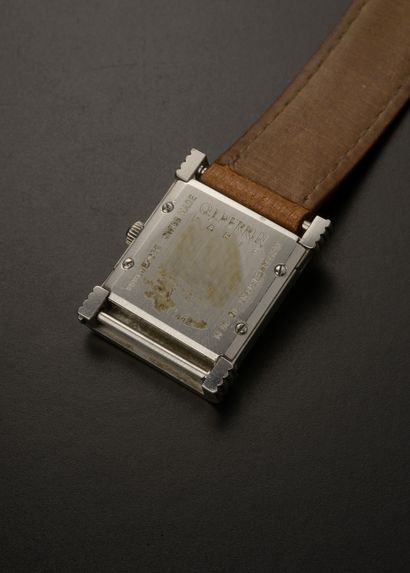 null O.J. PERRIN "Steel".

Watch bracelet, the rectangular case out of godronné steel,...