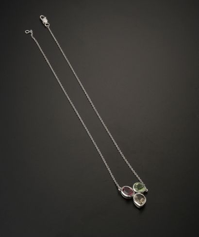 Necklace in 18k white gold composed of a...