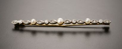 null 18k yellow and white gold barrette brooch with a line of old brilliant-cut and...