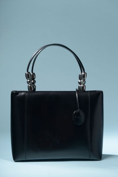 null CHRISTIAN DIOR "Lady Perla".

Large handbag in black smooth leather with two...