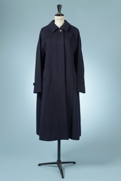 BURBERRY'S.

Navy blue wool and cashmere...