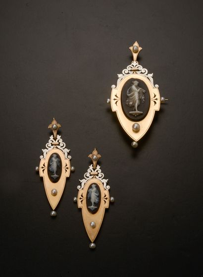 Set consisting of a brooch pendant and two...