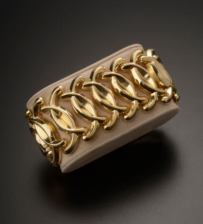 Bracelet en or jaune 18k à large maille géométrisée,...