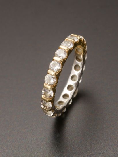 American wedding band in 18k gold, white...