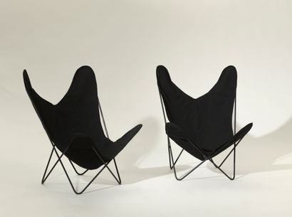 AIRBORNE Edition.

Pair of terrace armchairs...
