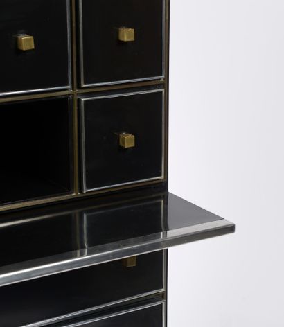 null Michel PIGNERES (XXth-XXIst centuries).

Storage furniture all sides in black...