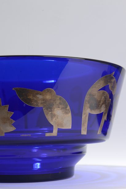 null Ettore SOTTSASS (1917-2007) Associati for HWC.

Circular cup in blue-night glass...