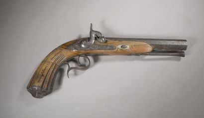 Percussion pistol.

Engraved lock with plant...