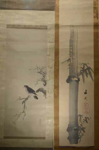 null JAPAN AND CHINA - 20th century.

Two rolls : 

- Ink on silk, perched bird....
