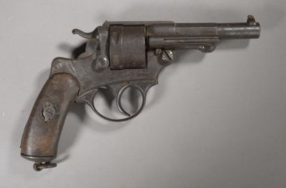 Revolver of ordinance model 1873.

Six-shot...
