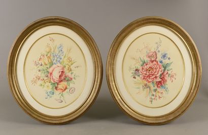 null French school of the XXth century.

Bunch of flowers.

Pair of framed oval watercolors.

Height...