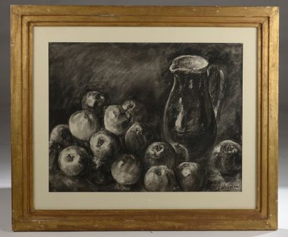 null Louise HERVIEU (1878-1954).

Still life with pitcher and apples.

Charcoal signed...