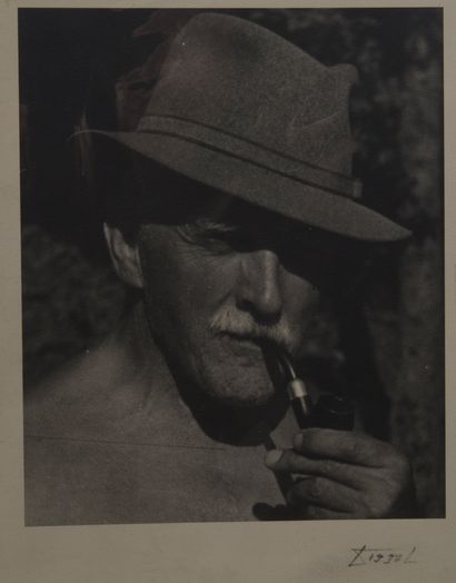 null Jan Lauschmann (1901-1991)

Homme à la pipe, 1937.

Épreuve argentique d'époque,...