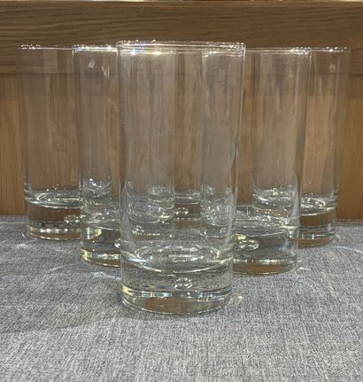 Suite of six cylindrical glasses for long...
