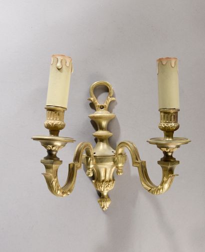 Wall lamp with two lights in chased and gilded...