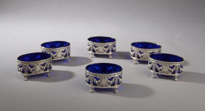 null ODIOT.

Suite of six silver salad bowls 950 thousandths with openwork decoration...
